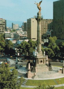 Vista del Angel de la Independencia, Ciudad de Mexico